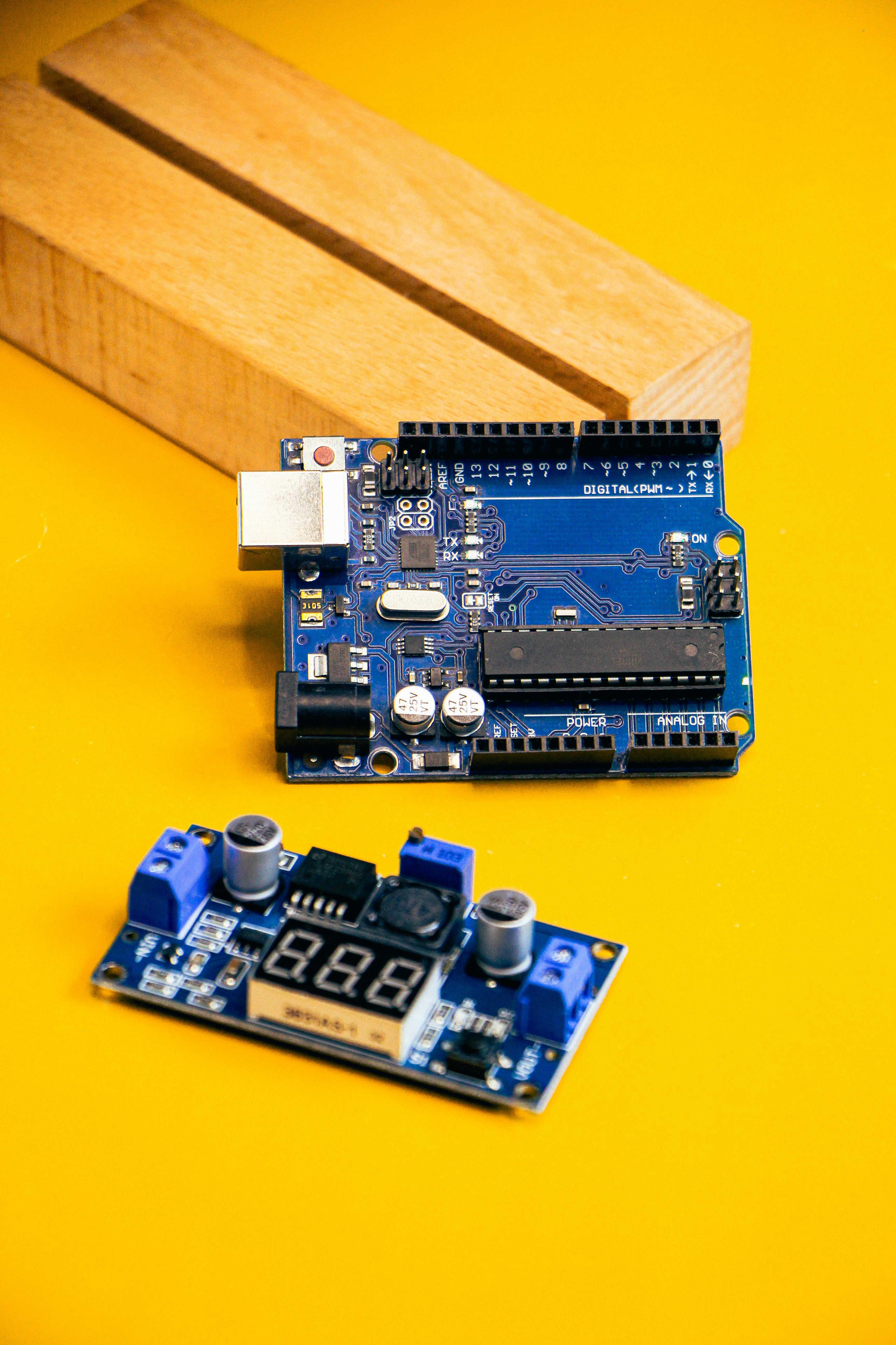 IoT & Hardware